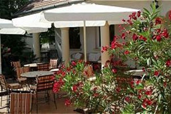 Albergo Giardino (Balatongyörök)